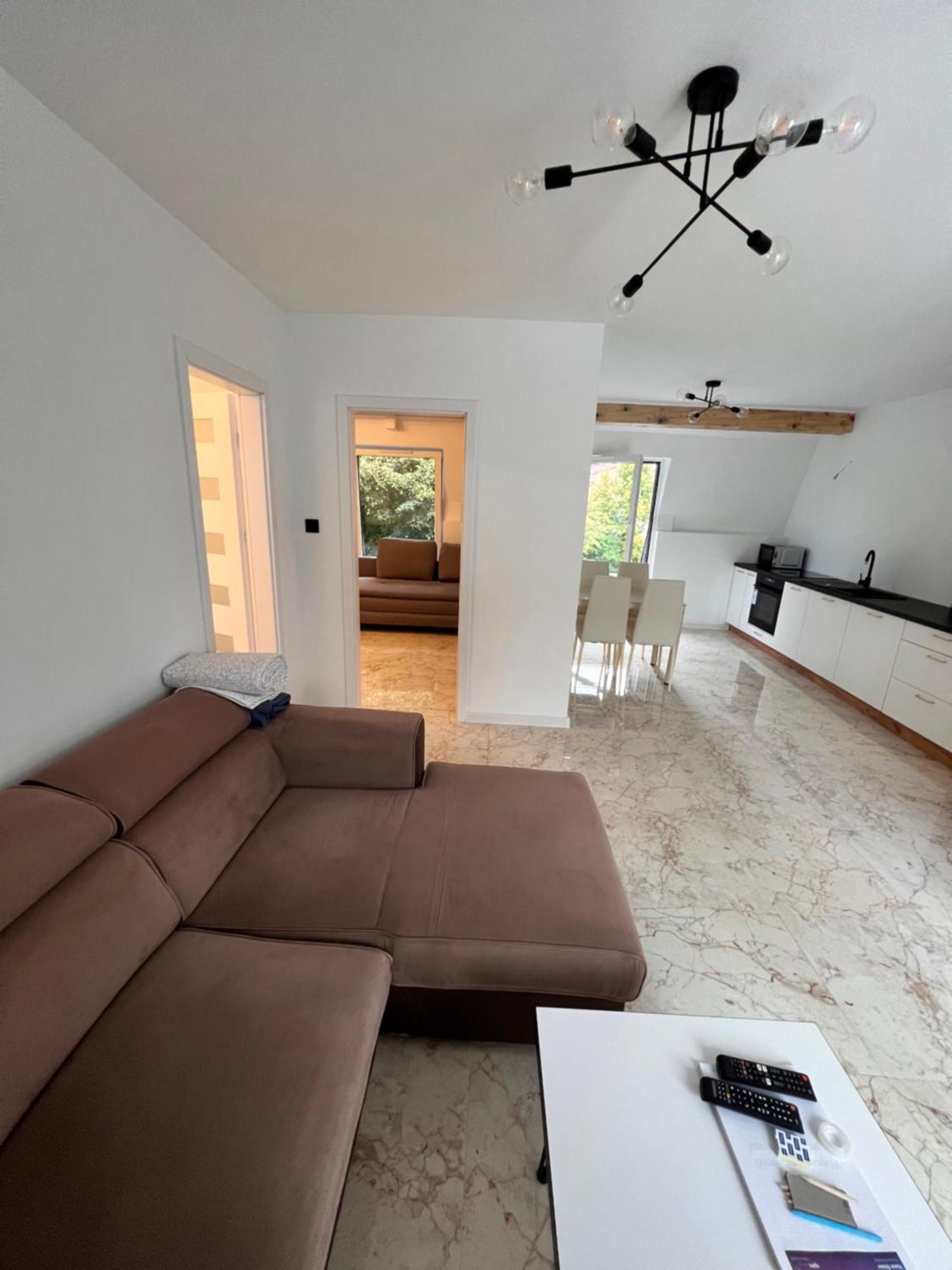 Dworskiego 74, Apartament 3 แชมิตช์ ภายนอก รูปภาพ
